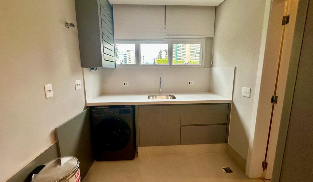 WhatsApp Image 2026-03-12 at 18.13.06